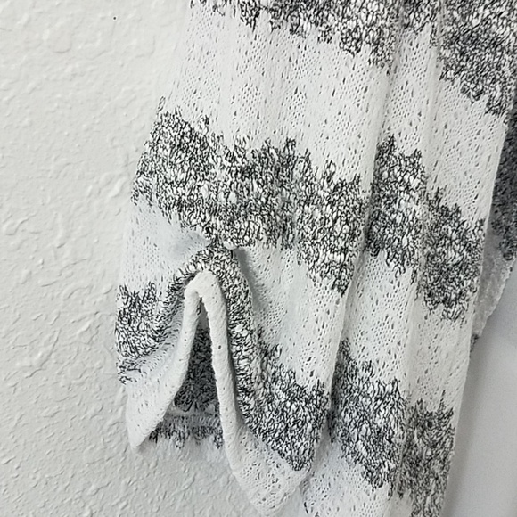 picadilly small open cardigan white sheer underlay - Picture 3 of 6